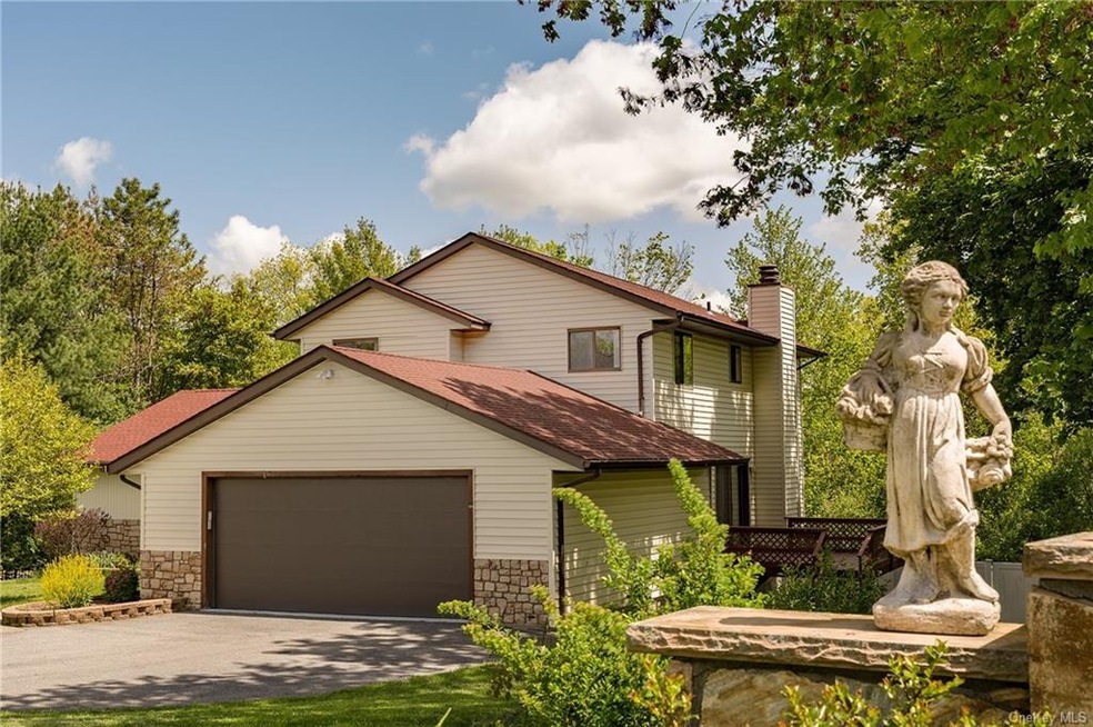 41 Sherwood Heights, Wappingers Falls, NY 12590 - photo 1