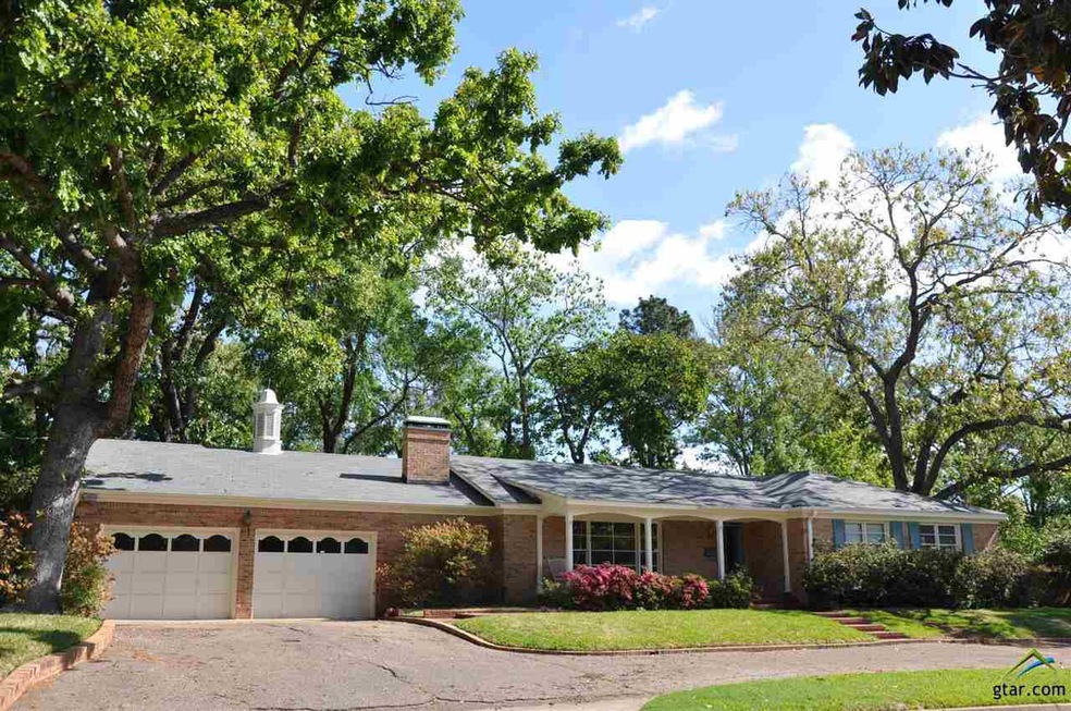 1105 S Azalea Dr, Tyler, TX 75701 - photo 1