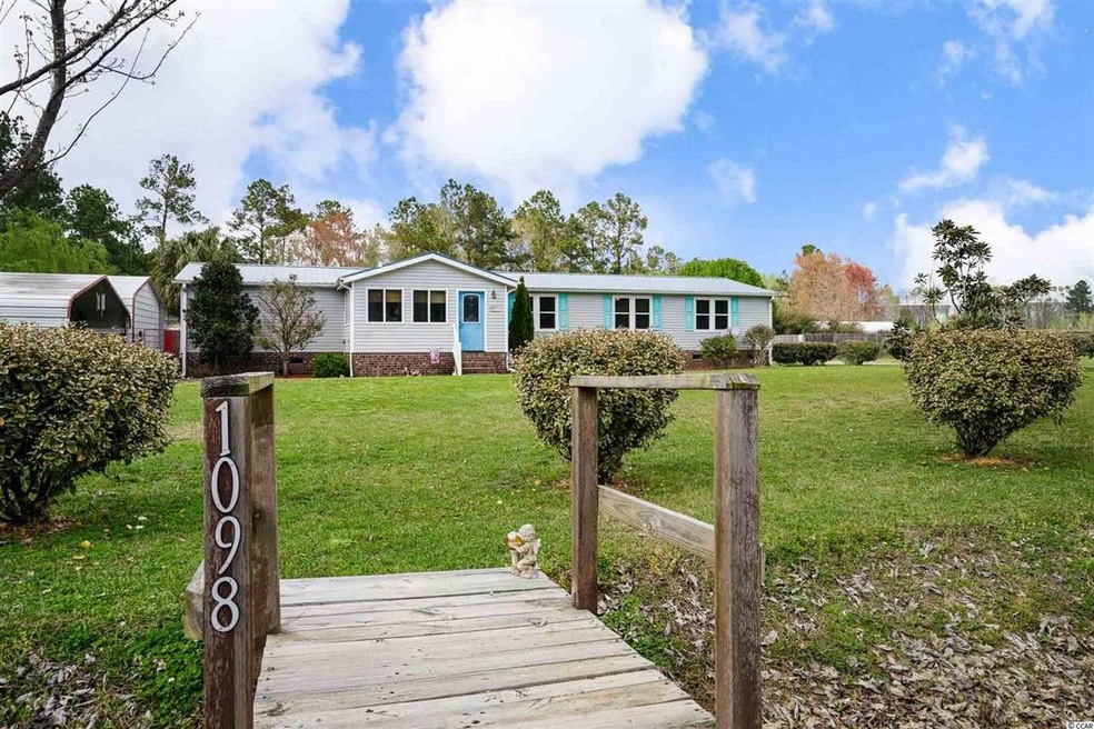 1098 Sioux Swamp Dr, Conway, SC 29527 - photo 1