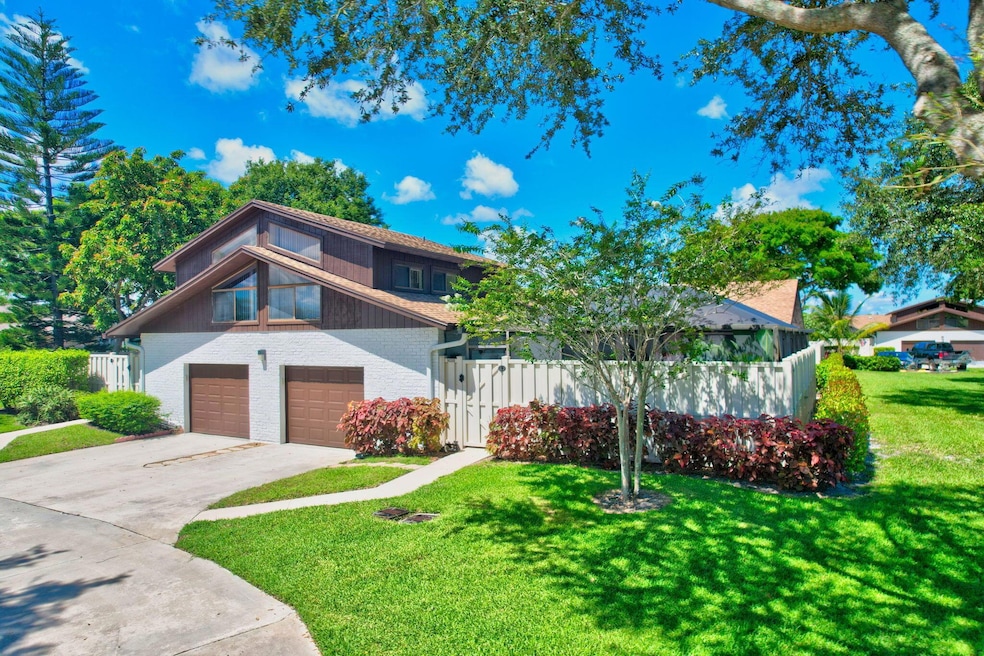 9620 Boca Gardens Cir N unit B, Boca Raton, FL 33496 - photo 1