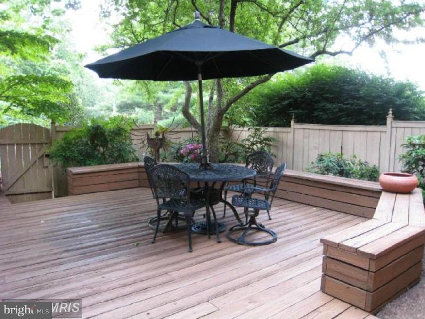 11223 Empire Ln, Rockville, MD 20852 - photo 1