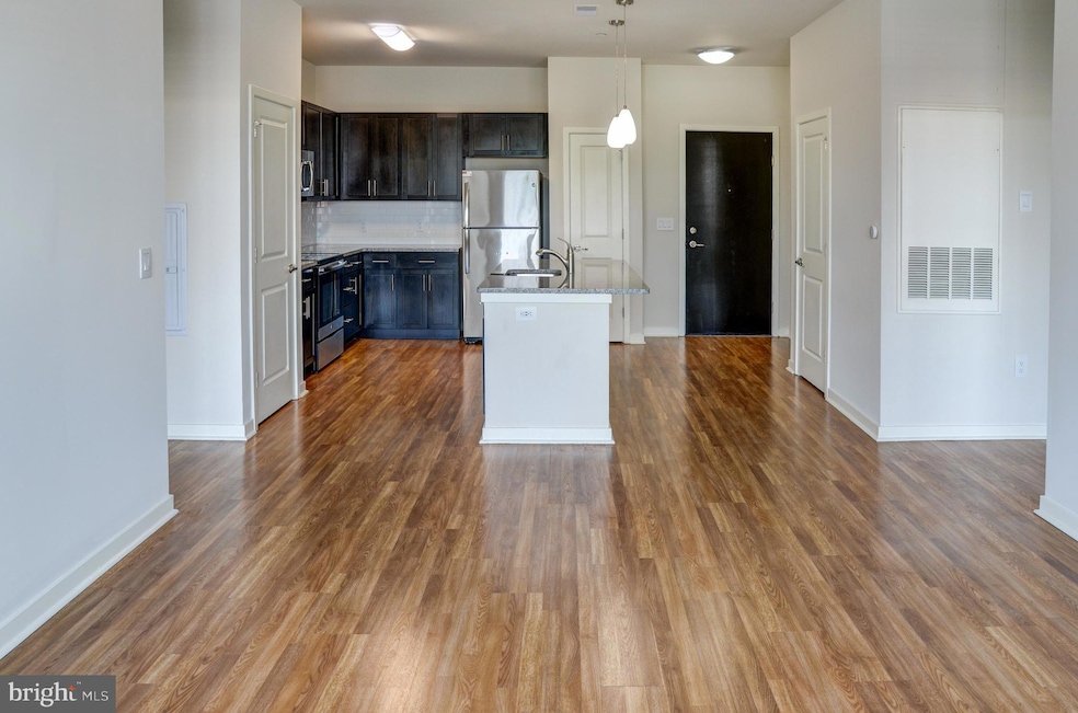 For Rent $1,909/month
