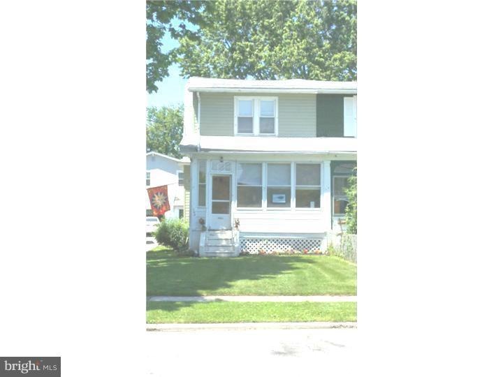 104 N Llanwellyn Ave, Glenolden, PA 19036 - photo 1