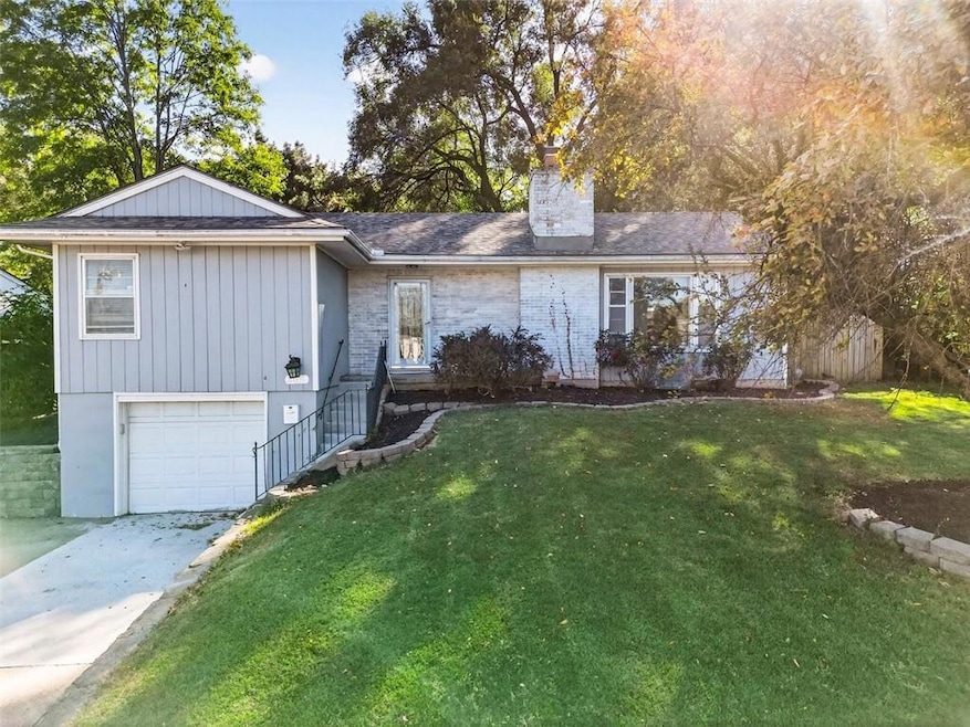 Under Contract $285,000