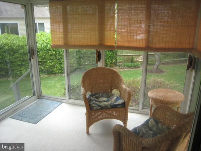 11254 Valley Bend Dr, Germantown, MD 20876 - photo 1