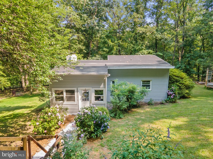 41 Laurel Ln, Bluemont, VA 20135 - photo 1