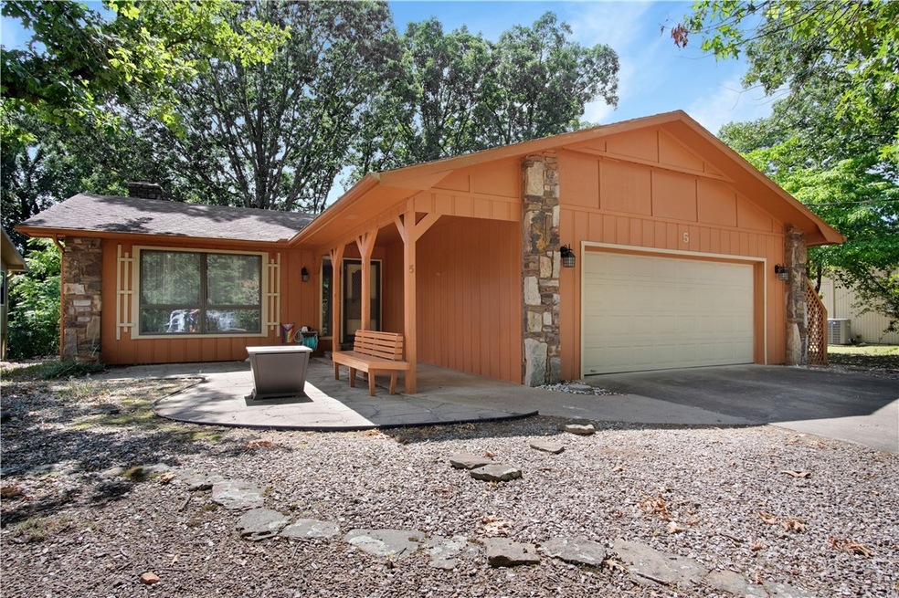 5 Brightling Ln, Bella Vista, AR 72715 - photo 1