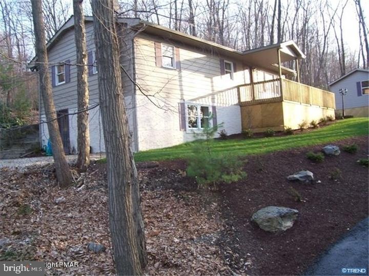 1235 Foxtown Hill Rd, Stroudsburg, PA 18360 - photo 1