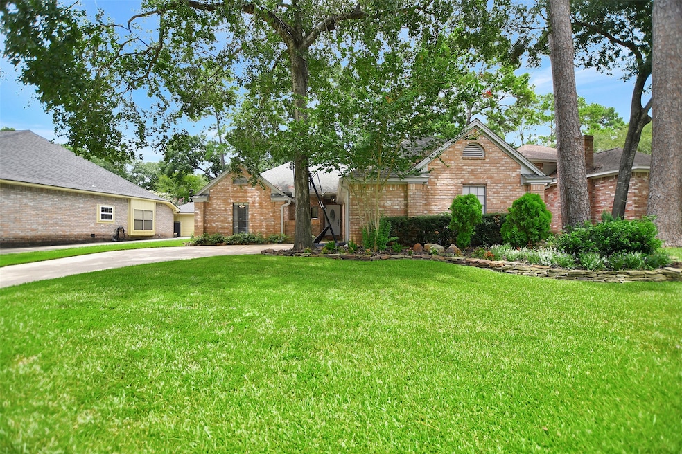 15018 River Park Dr, Houston, TX 77070 - photo 1
