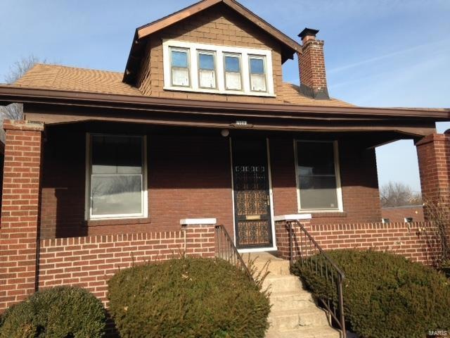 4143 N Taylor Ave, Saint Louis, MO 63115 - photo 1