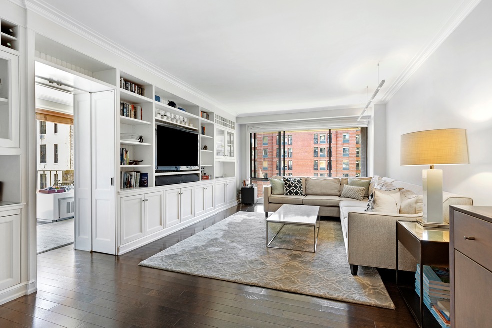 Park Regis unit 14E, New York, NY 10128 - photo 1