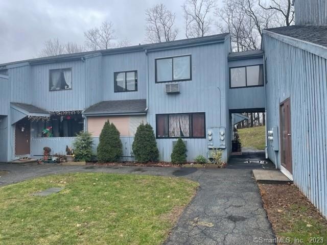 94 Wakelee Rd unit 7, Waterbury, CT 06705 - photo 1