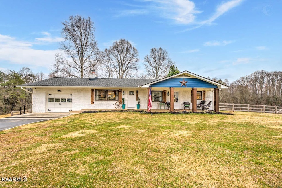 12728 Lovelace Rd, Knoxville, TN 37932 - photo 1