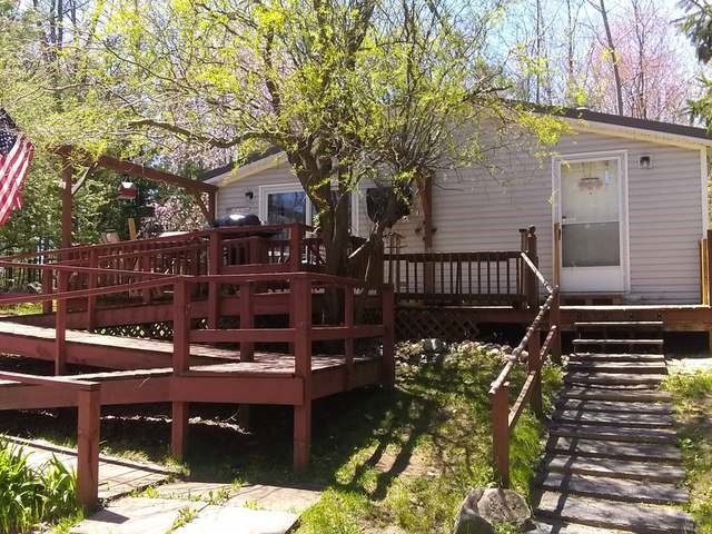 5595 E Townline Lake Rd, Harrison, MI 48625 - photo 1