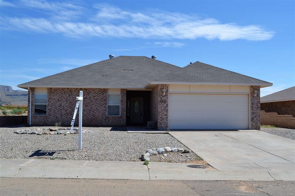 1212 Mimosa Ave, Alamogordo, NM 88310 - photo 1