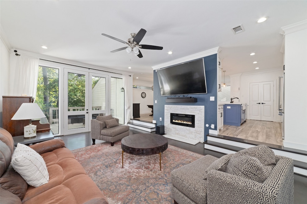 For Sale $800,000 • Co-Listing Agent