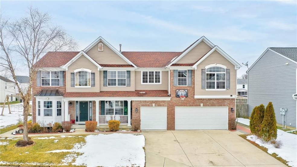 3674 Pickwick Cir, Plainfield, IN 46168 - photo 1