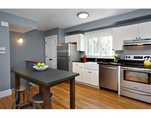 419 Norfolk St unit 2F, Somerville, MA 02143 - photo 1