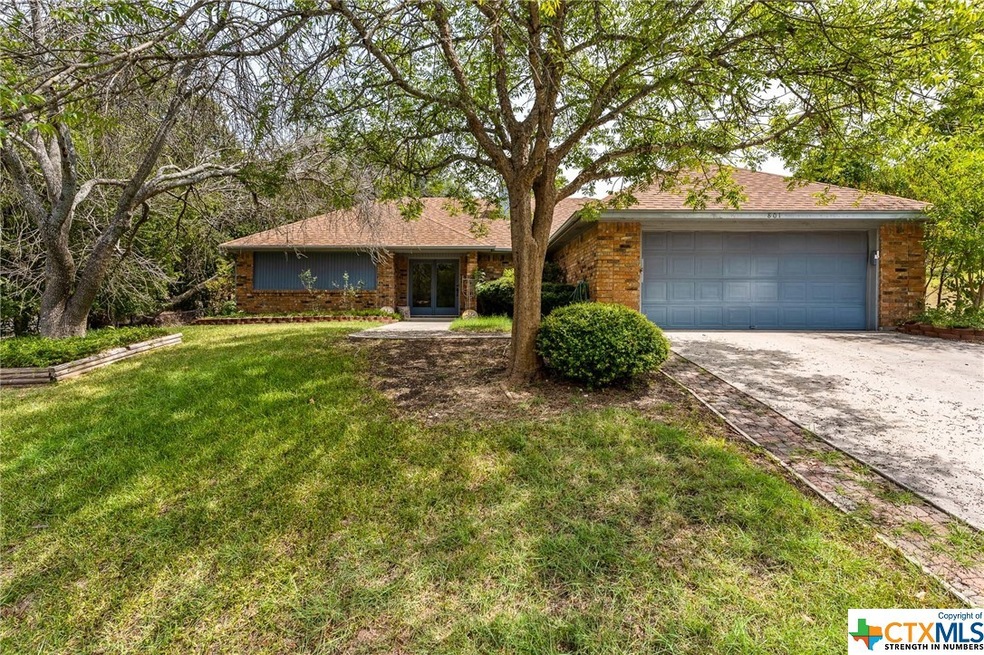 801 Karen St, Copperas Cove, TX 76522 - photo 1