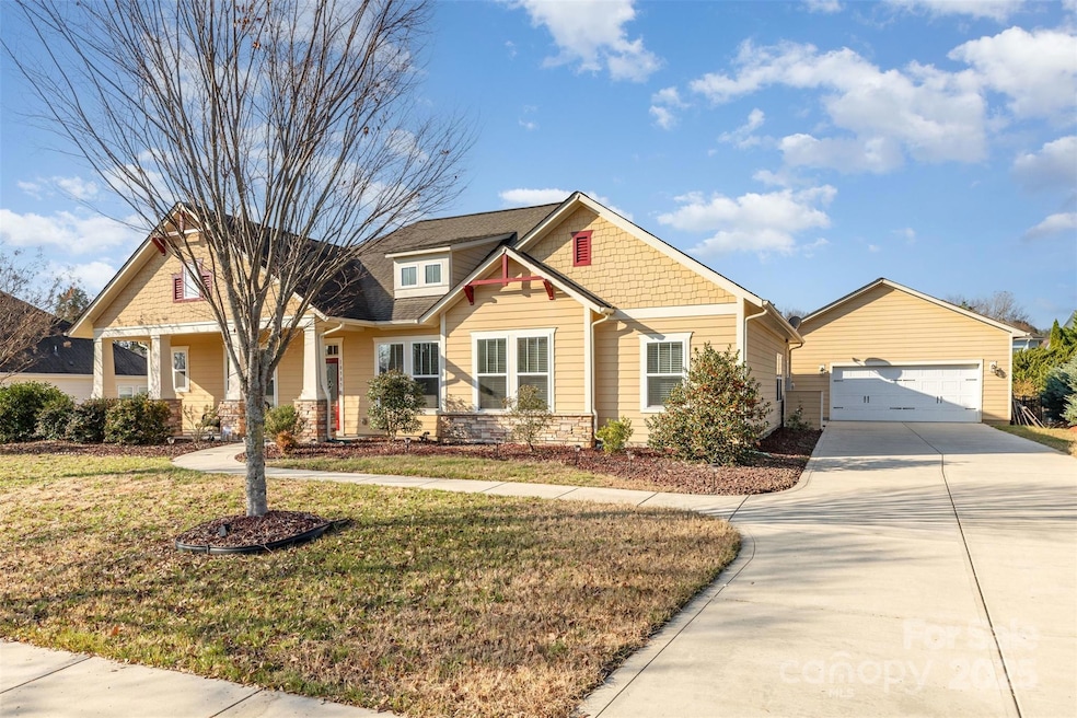 10585 Sweethaven Ln, Harrisburg, NC 28075 - photo 1