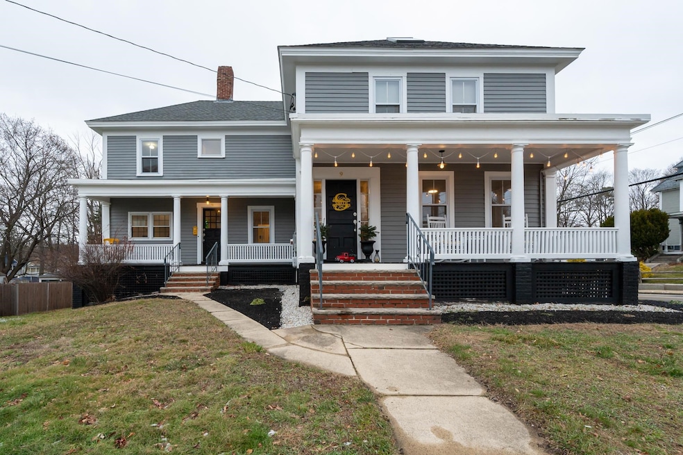 9 Mount Pleasant St, Nashua, NH 03064 - photo 1