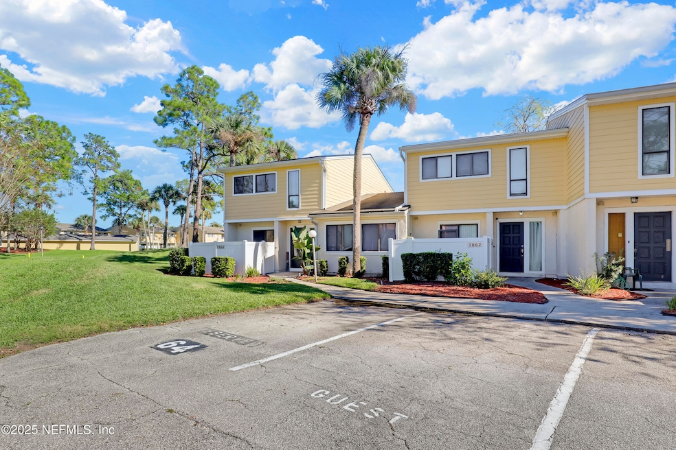 7864 Playa Del Rey Ct, Jacksonville, FL 32256 - photo 1
