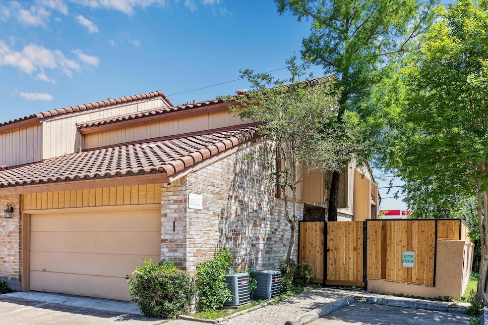 Welcome to 5918 San Felipe #1. Pretty interiors wi