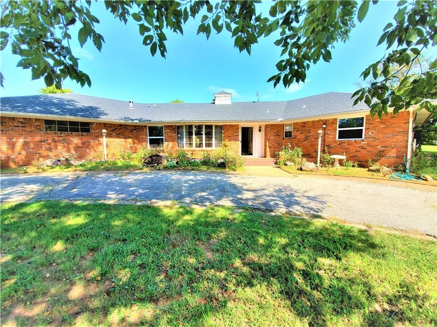 10908 S Sooner Rd, Oklahoma City, OK 73165 - photo 1