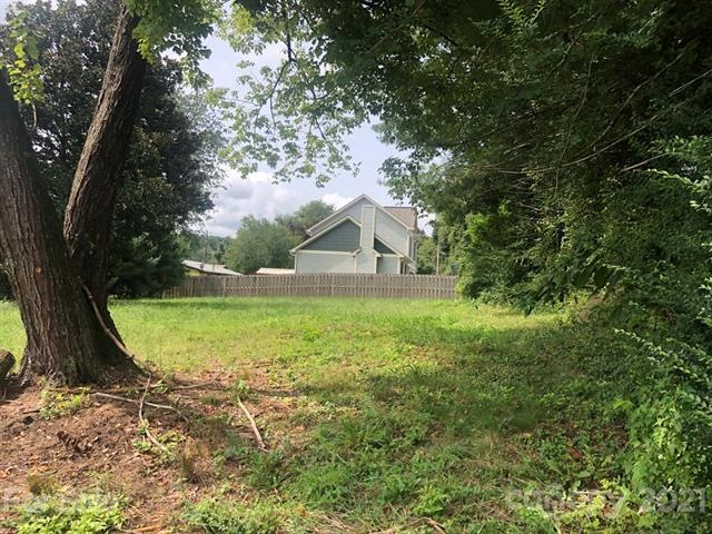 395 Brooklyn Rd, Asheville, NC 28803 - photo 1