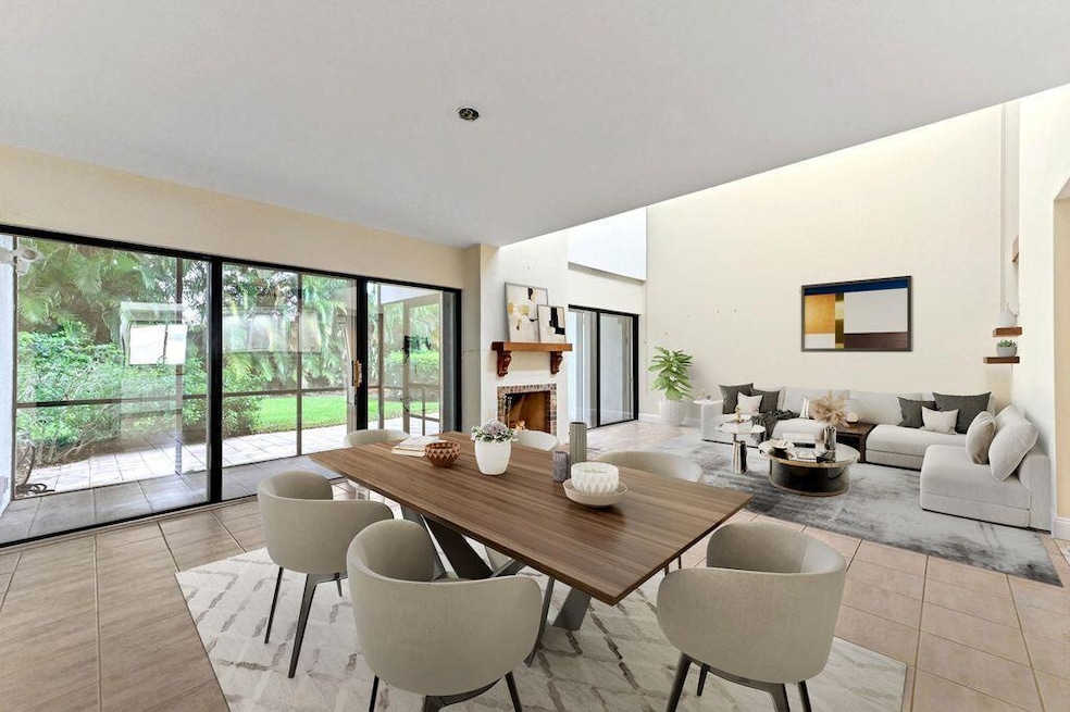 1900 Presidential Way unit 60, West Palm Beach, FL 33401 - photo 1