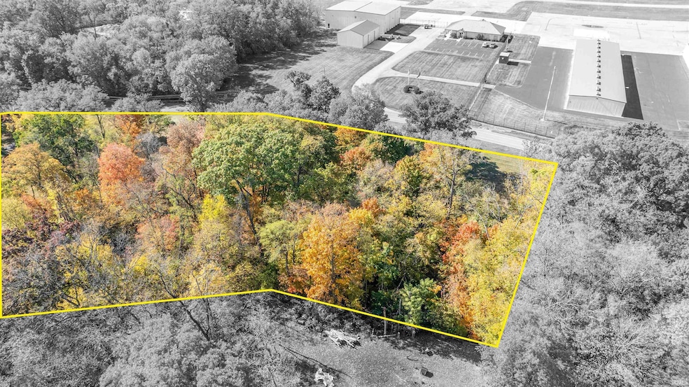 0 S Airport Rd unit 202443152, Monticello, IN 47960 - photo 1