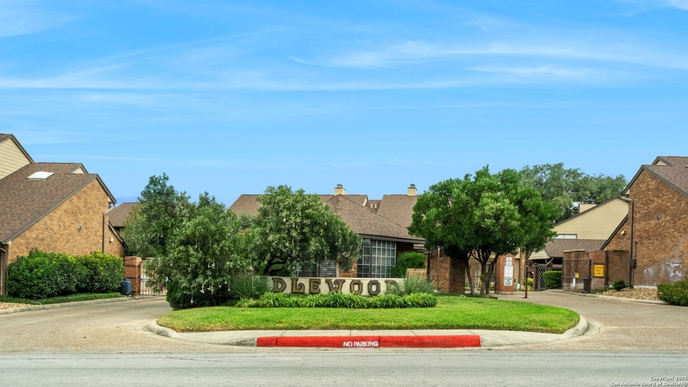 3605 Hidden Dr unit C-4, San Antonio, TX 78217 - photo 1