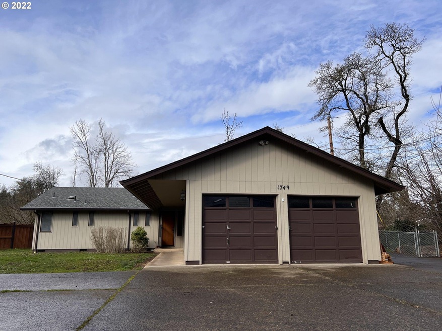 1749 Cal Young Rd, Eugene, OR 97401 - photo 1