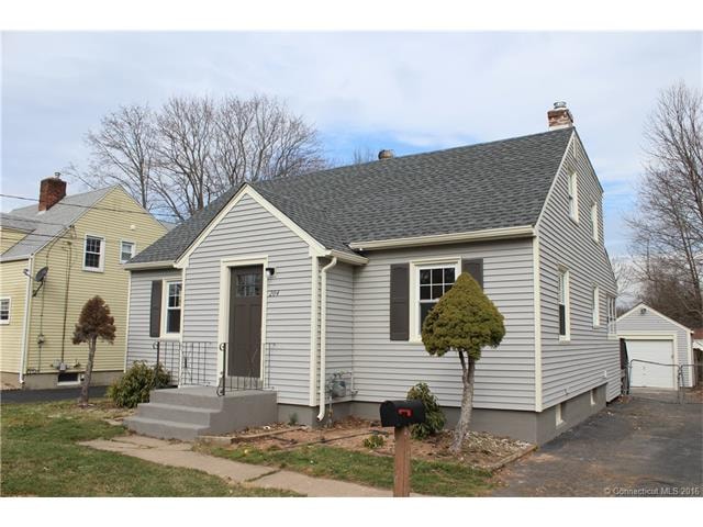 204 Camp Ave, Newington, CT 06111 - photo 1