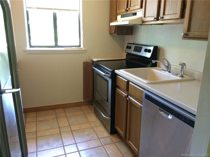 11 King Arthur Dr unit 2E, Niantic, CT 06357 - photo 1