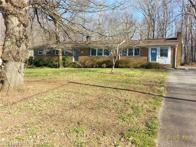 657 Inwood Rd, Asheboro, NC 27205 - photo 1