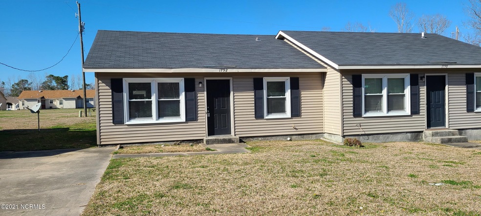 1792 Burgaw Hwy, Jacksonville, NC 28540 - photo 1