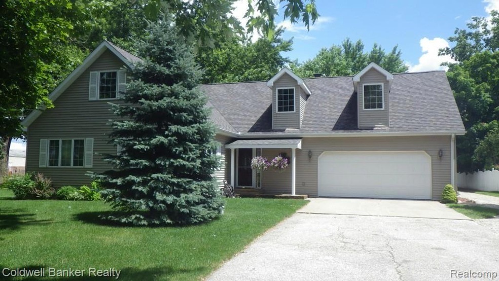 4148 N Gale Rd, Davison, MI 48423 - photo 1