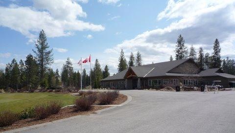 CLUB HOUSE