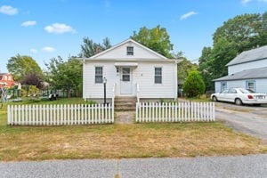 68 Wilson Ave, Warwick, RI 02889 - photo 1