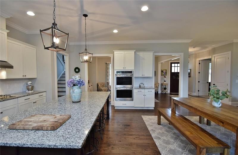 1248 Springdale Rd, Gainesville, GA 30501 - photo 1