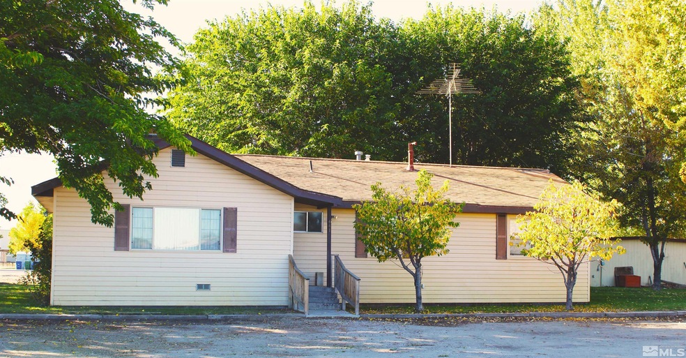 441 Venturacci Ln, Fallon, NV 89406 - photo 1