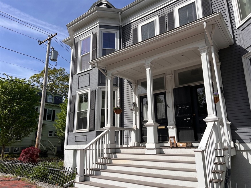 84-86 High St unit 3, Newburyport, MA 01950 - photo 1