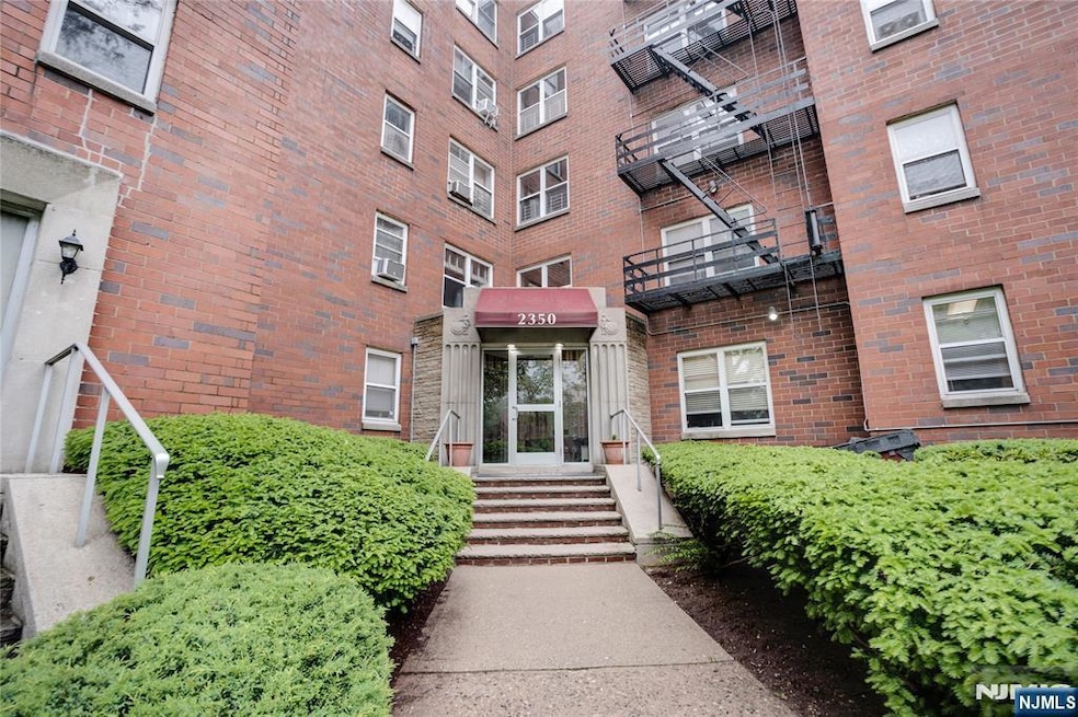 Sold $385,000 • Co-Listing Agent