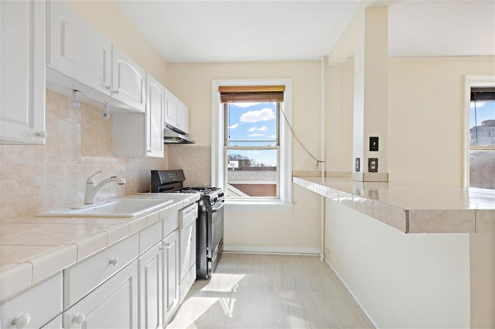 Sold $275,000 • Co-Listing Agent