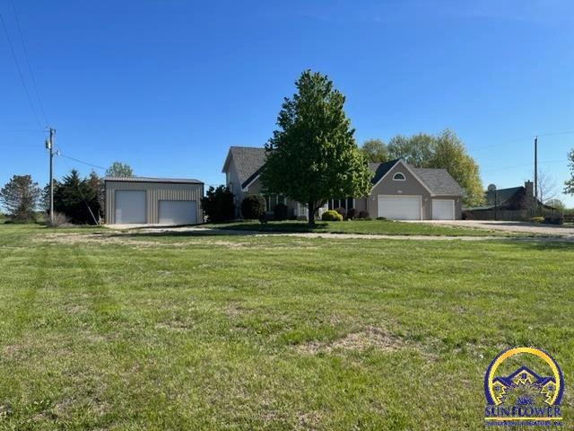 848 SE 93rd St, Wakarusa, KS 66546 - photo 1