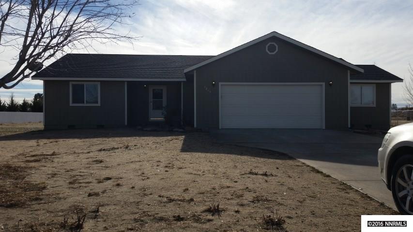 4245 Hawk Dr, Fallon, NV 89406 - photo 1