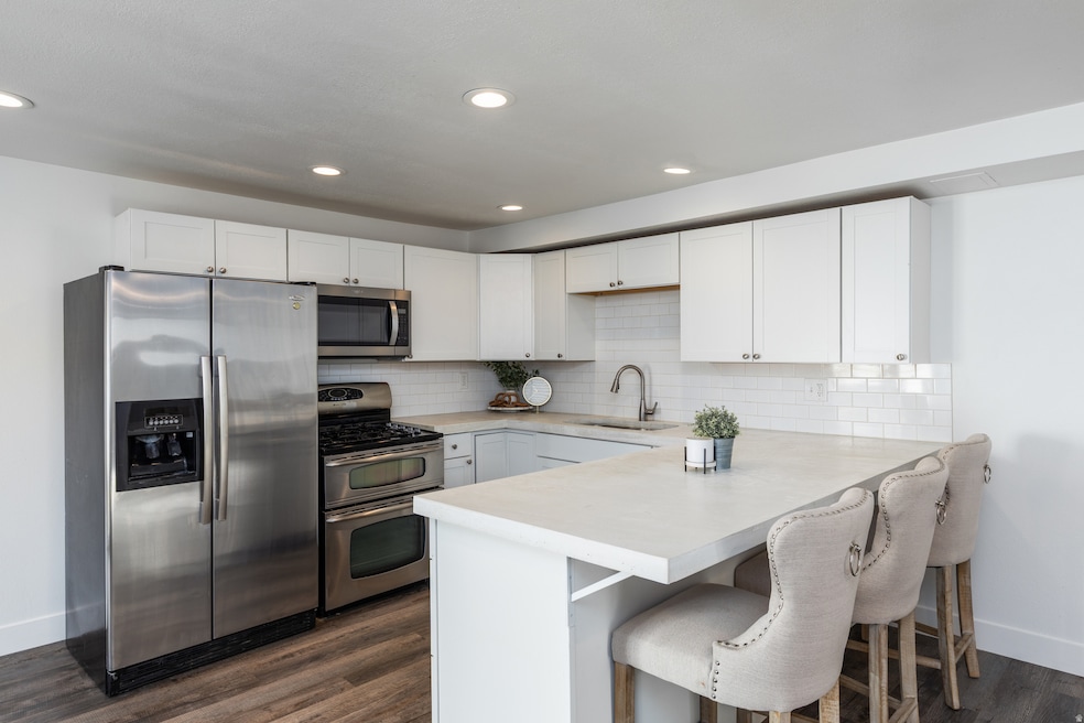 Under Contract $185,000