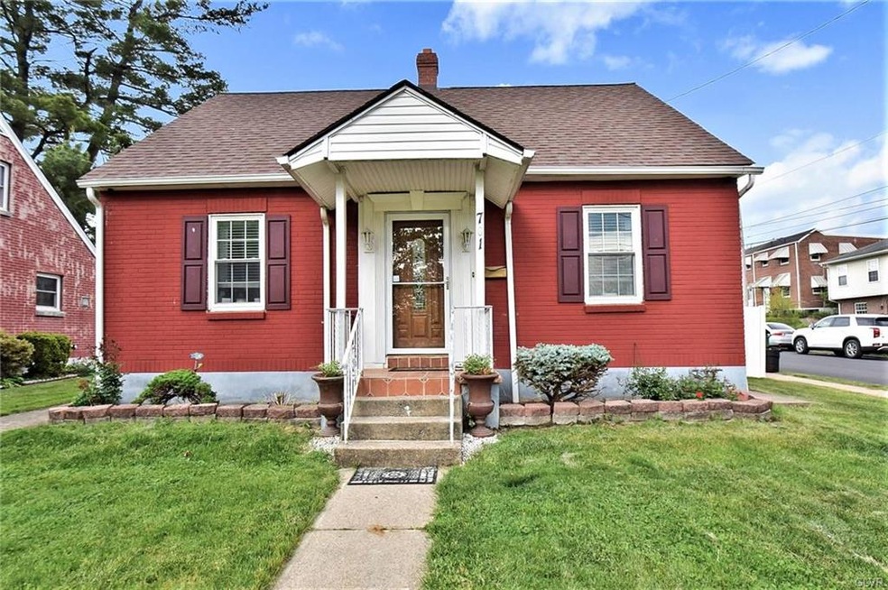 701 N Jerome St unit 703, Allentown, PA 18109 - photo 1