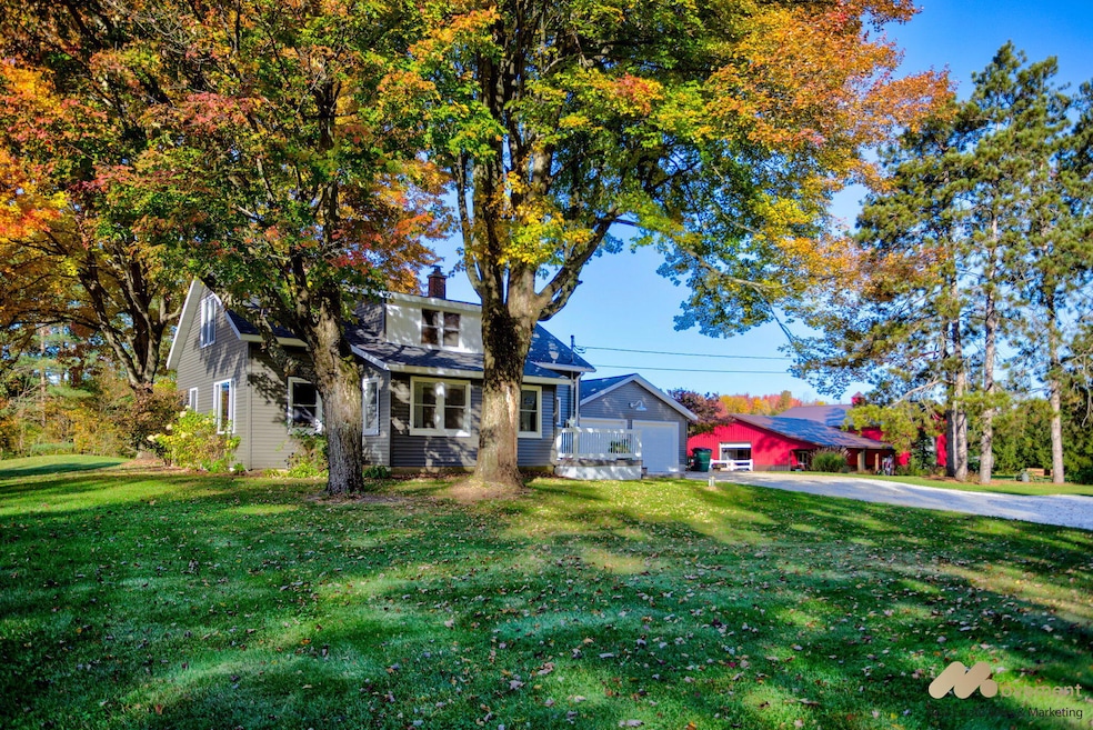 3-web-or-mls-5069-staple-rd